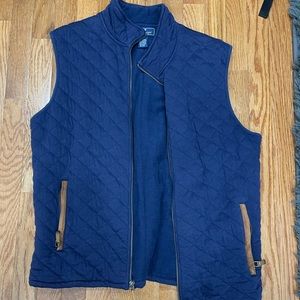 Vineyard vines vest